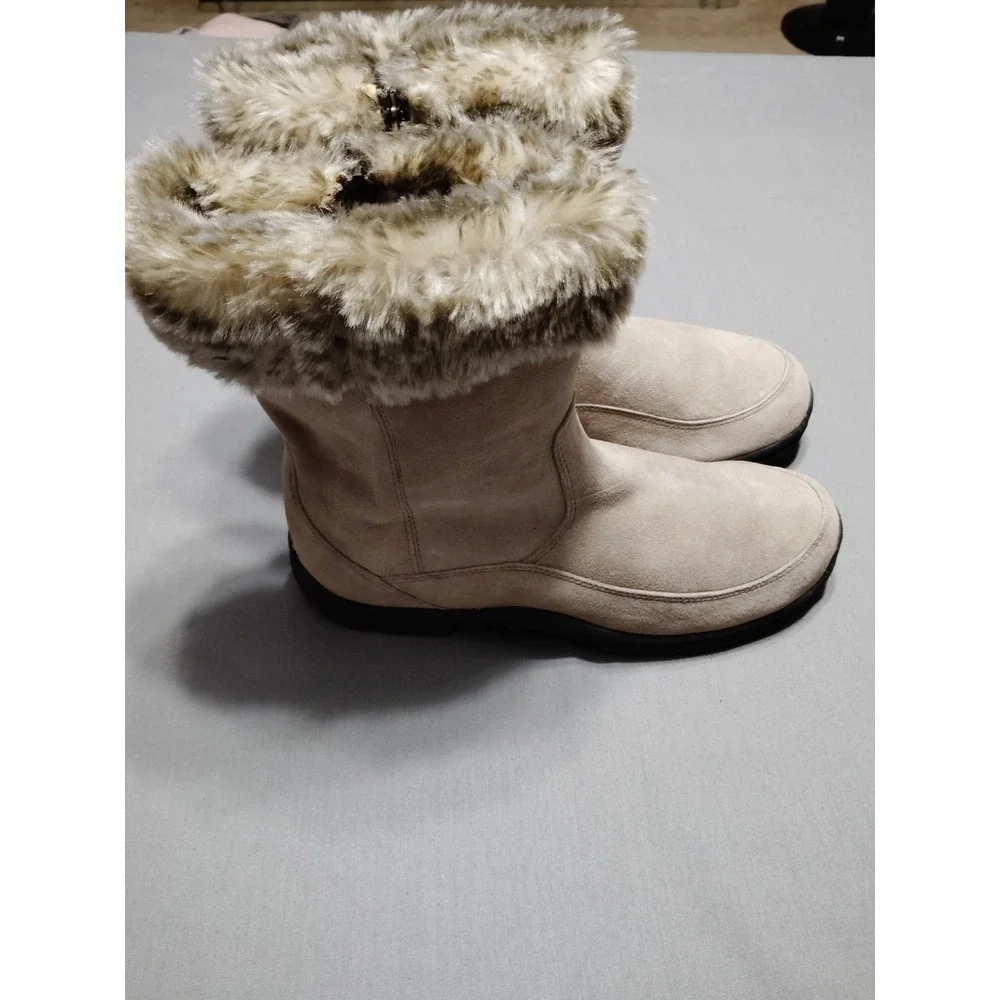 L. L. Bean Women 10 Faux Fur Lined Winter‎ Boots Beige Suede Western Old Money